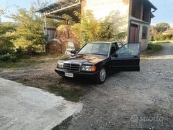Grigio Usata 1993 Mercedes 190 Tre volumi | 7000 €