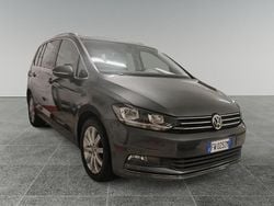 Grigio Usata 2019 VW Touran Executive Monovolume | 17.900 € (Ottimo prezzo)