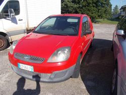 Rosso Usata 2006 Ford Fiesta Due volumi | 900 € (Buon prezzo)