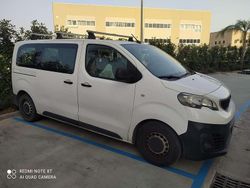 Bianco bianchisa Usata 2017 Peugeot Traveller Monovolume | 11.900 € (Buon prezzo)