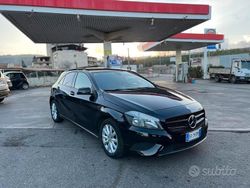 Nero Usata 2013 Mercedes A180 Tre volumi | 9000 €