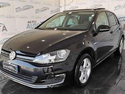 Nero Usata 2016 VW Golf Highline Tre volumi | 15.900 € (Buon prezzo)