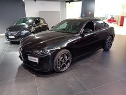 Nero Usata 2023 Alfa Romeo Giulia Veloce Tre volumi | 46.990 € (Buon prezzo)
