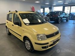 Giallo Usata 2012 Fiat Panda Classica Due volumi | 4800 € (Buon prezzo)