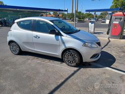 Grigio Usata 2016 Lancia Ypsilon Due volumi | 7700 €