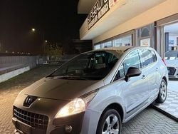 Grigio Usata 2010 Peugeot 3008 Business-Line SUV | 2450 € (Super prezzo)