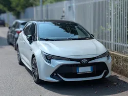 Usata 2019 Toyota Corolla Style Due volumi | 17.000 € (Buon prezzo)