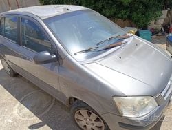 Grigio Usata 2004 Hyundai Getz Due volumi | 600 € (Super prezzo)