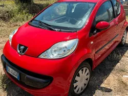 Usata 2006 Peugeot 107 Due volumi | 3200 € (Buon prezzo)