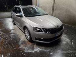 Usata 2018 Skoda Octavia G-TEC Tre volumi | 7500 € (Super prezzo)