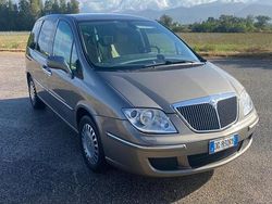 Usata 2007 Lancia Phedra Monovolume | 5000 € (Molto cara)