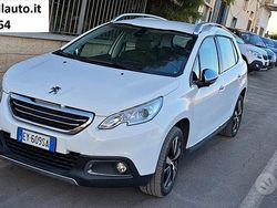 Bianco Usata 2015 Peugeot 2008 Allure SUV | 8700 € (Buon prezzo)