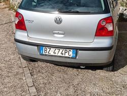 Grigio Usata 2001 VW Polo Due volumi | 950 € (Buon prezzo)