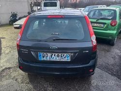 Usata 2008 Ford Fiesta Tre volumi | 1500 € (Ottimo prezzo)