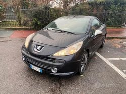 Nero Usata 2008 Peugeot 207 CC Cabrio | 1990 € (Super prezzo)