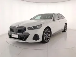 Nuova 2024 BMW 530 Comfort Edition Station wagon | 86.630 €