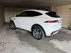 Usata 2020 Jaguar E-Pace R-Dynamic SUV | 25.000 € (Buon prezzo)