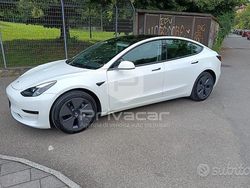 Bianco Usata 2023 Tesla Model 3 RWD Tre volumi | 31.500 € (Buon prezzo)