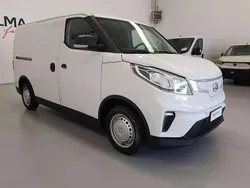 Bianco Nuova 2025 Maxus eDeliver 3 Furgone | 29.500 €