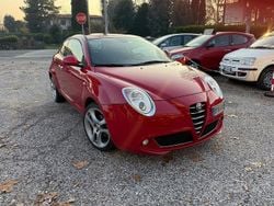 Rosso Usata 2009 Alfa Romeo MiTo Due volumi | 2990 € (Buon prezzo)