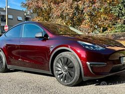 Rosso Usata 2023 Tesla Model Y Long Range AWD SUV | 40.000 € (Buon prezzo)