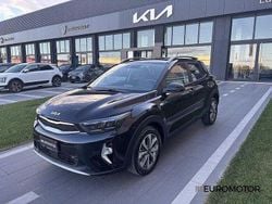 Nero Usata 2023 Kia Stonic Style SUV | 16.900 € (Buon prezzo)