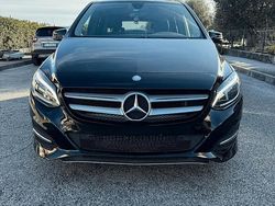 Nero Usata 2016 Mercedes B180 Premium Monovolume | 11.400 € (Buon prezzo)