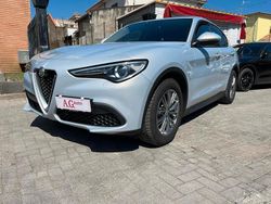Blu Usata 2022 Alfa Romeo Stelvio Business SUV | 22.500 € (Buon prezzo)