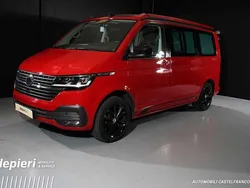 4b/a1 rosso ciliegia/nero Usata 2023 VW T6.1 Edition Furgone | 63.800 € (Super prezzo)