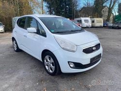 Bianco Usata 2014 Kia Venga Due volumi | 6990 € (Buon prezzo)