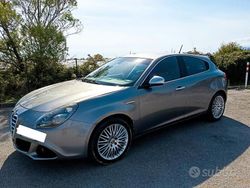 Grigio Usata 2012 Alfa Romeo Giulietta Due volumi | 5500 € (Buon prezzo)
