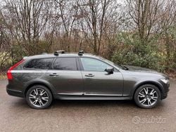 Grigio Usata 2020 Volvo V90 CC Plus Station wagon | 33.500 € (Buon prezzo)