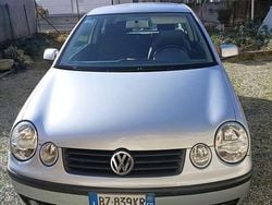Usata 2002 VW Polo Tre volumi | 2300 € (Buon prezzo)