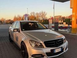 Usata 2011 Mercedes C200 Avantgarde Tre volumi | 9500 € (Buon prezzo)