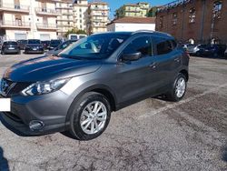 Grigio Usata 2016 Nissan Qashqai SUV | 11.900 € (Buon prezzo)