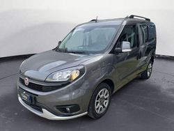 Grigio colosseo Usata 2019 Fiat Doblò Trekking Monovolume | 14.500 € (Buon prezzo)