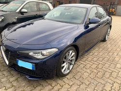 Blu/azzurro Usata 2018 Alfa Romeo Giulia Super Tre volumi | 19.200 € (Buon prezzo)