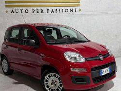 Rosso Usata 2015 Fiat Panda Tre volumi | 6470 € (Buon prezzo)