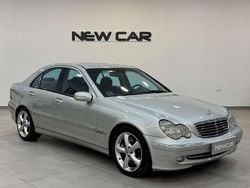 Argento Usata 2004 Mercedes C220 Avantgarde Tre volumi | 3500 € (Buon prezzo)