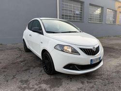 Bianco Usata 2022 Lancia Ypsilon Gold Due volumi | 8390 € (Ottimo prezzo)