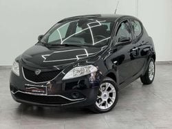 Nero Usata 2016 Lancia Ypsilon Gold Due volumi | 6990 € (Buon prezzo)