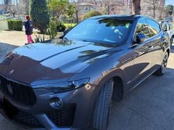 Grigio Usata 2019 Maserati Levante SUV | 45.000 € (Molto cara)