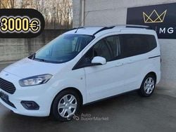 Bianco Usata 2020 Ford Tourneo Courier Monovolume | 8900 € (Ottimo prezzo)