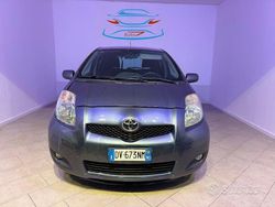 Antracite Usata 2009 Toyota Yaris Tre volumi | 5690 € (Buon prezzo)