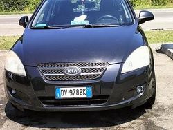 Nero Usata 2009 Kia Ceed Due volumi | 2000 € (Super prezzo)