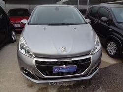 Usata 2019 Peugeot 208 Due volumi | 10.000 € (Buon prezzo)