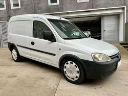 Bianco Usata 2010 Opel Combo Furgone | 2990 €