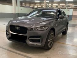 Grigio Usata 2017 Jaguar F-Pace SUV | 18.500 € (Buon prezzo)