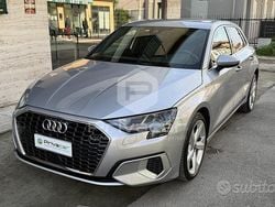 Grigio Usata 2022 Audi A3 Business Tre volumi | 24.400 € (Ottimo prezzo)