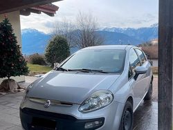 Usata 2012 Fiat Grande Punto Due volumi | 2800 €